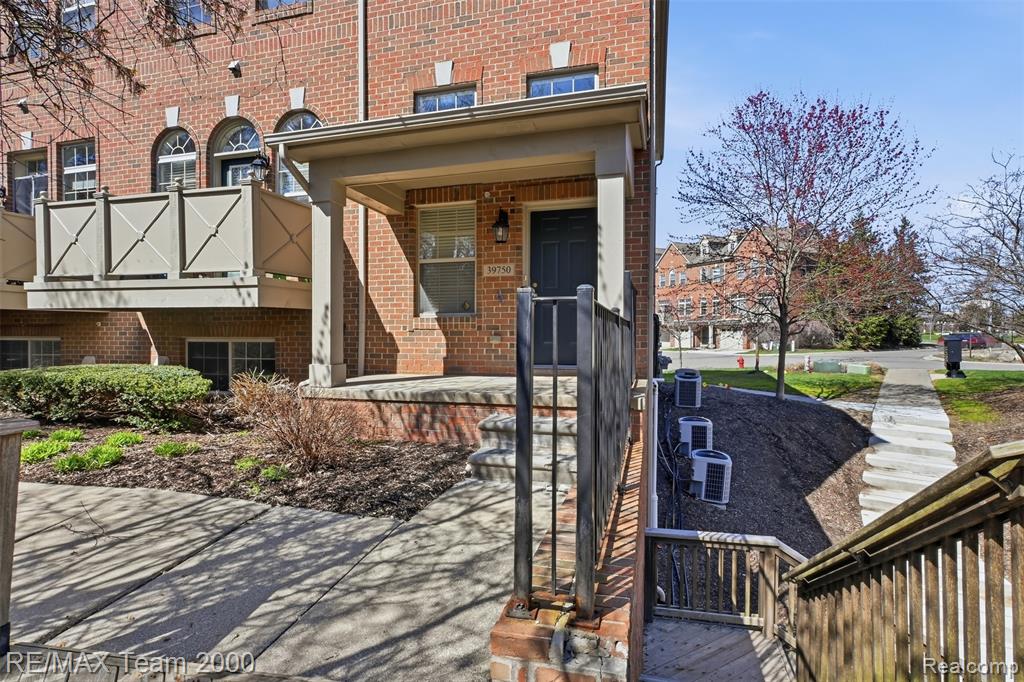 39750 ROCKCREST Circle, Northville, MI, 48168