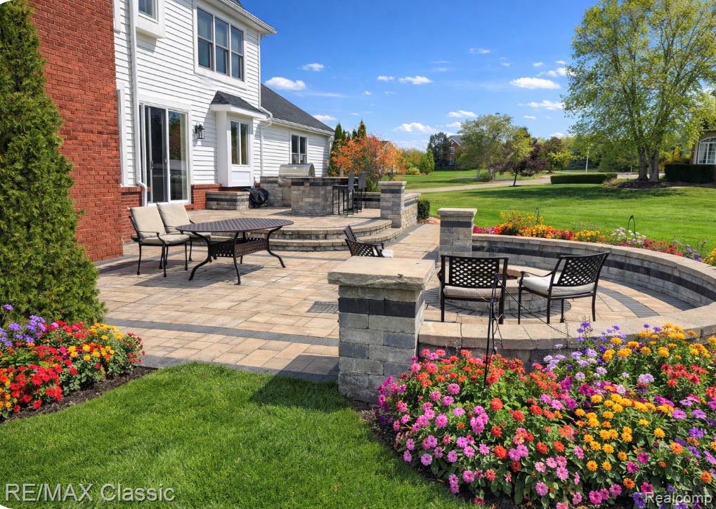 1994 Charles Court, Milford, MI 48380 — Photo 10