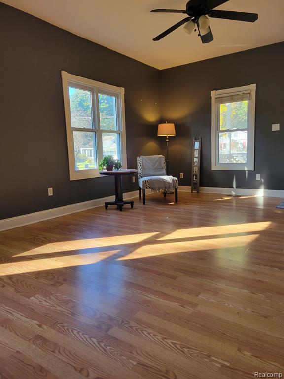 301 Center Street, Holly, MI 48442 — Photo 2