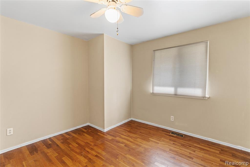 6411 Brookview Drive, Grand Blanc, MI 48439 — Photo 26
