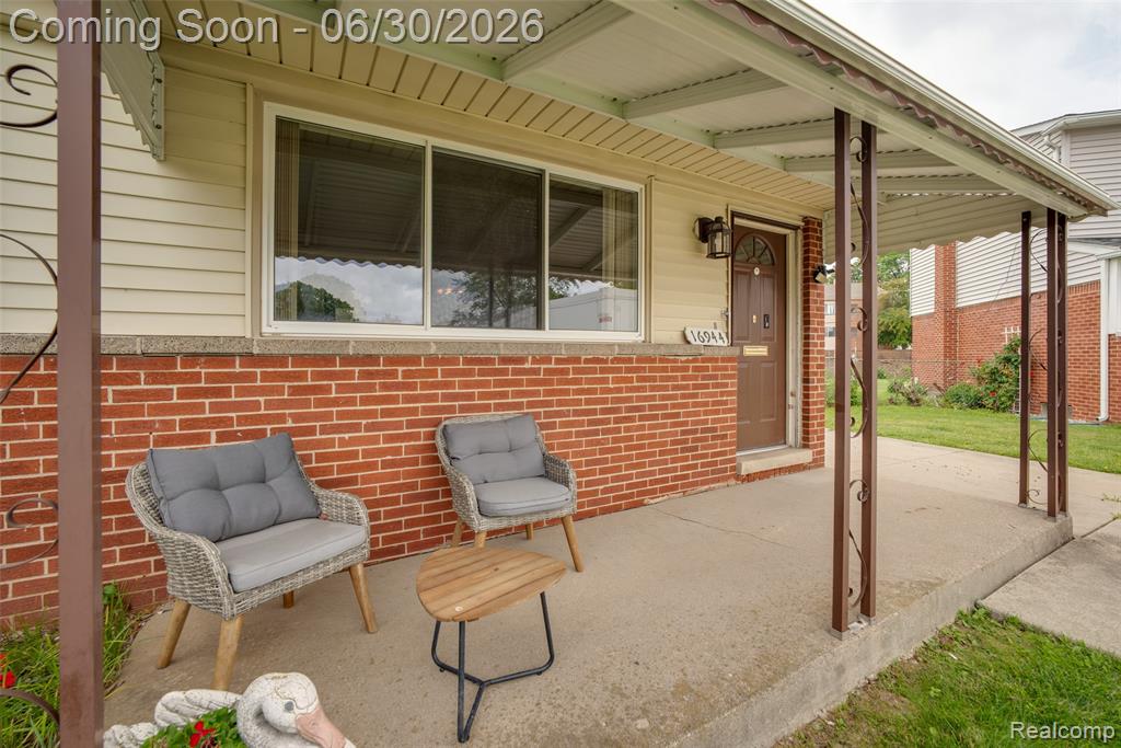 16944 Hans Court, Fraser, MI 48026 — Photo 24