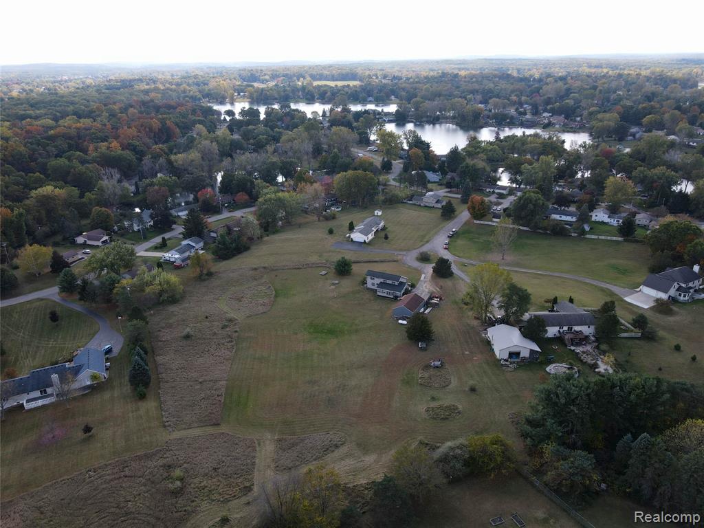 4380 Dale Drive, Highland, MI — Photo 33