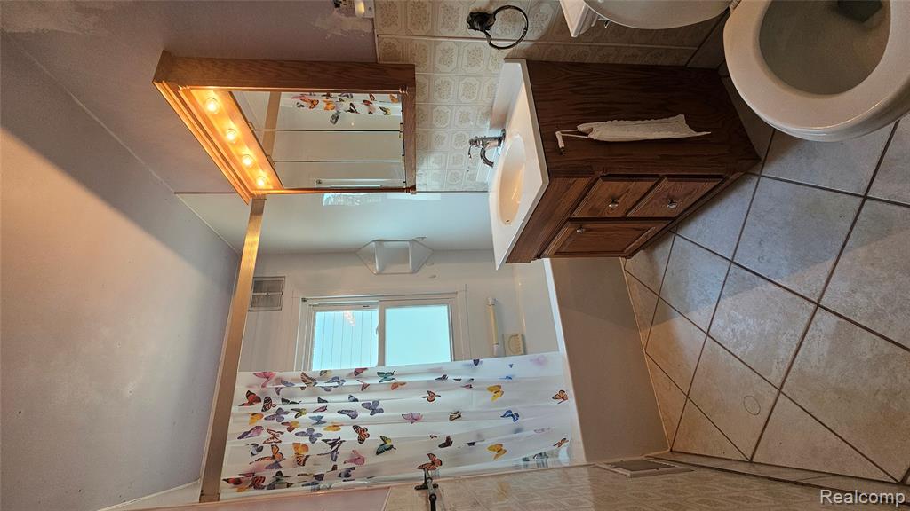 211 Starr Avenue, Pontiac, MI 48341 — Photo 17
