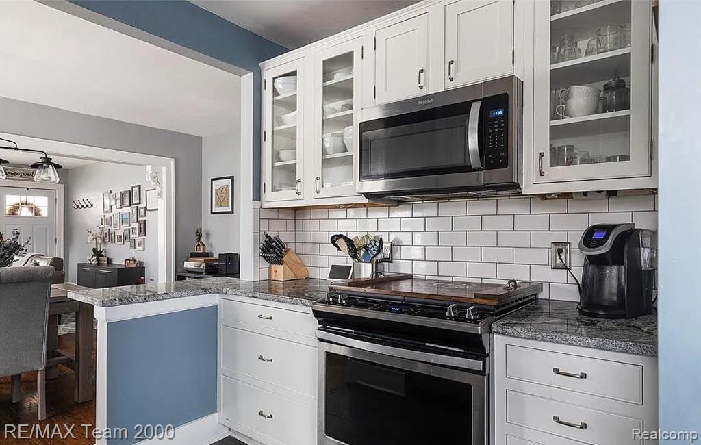 802 PARK Avenue, Royal Oak, MI 48067 — Photo 10