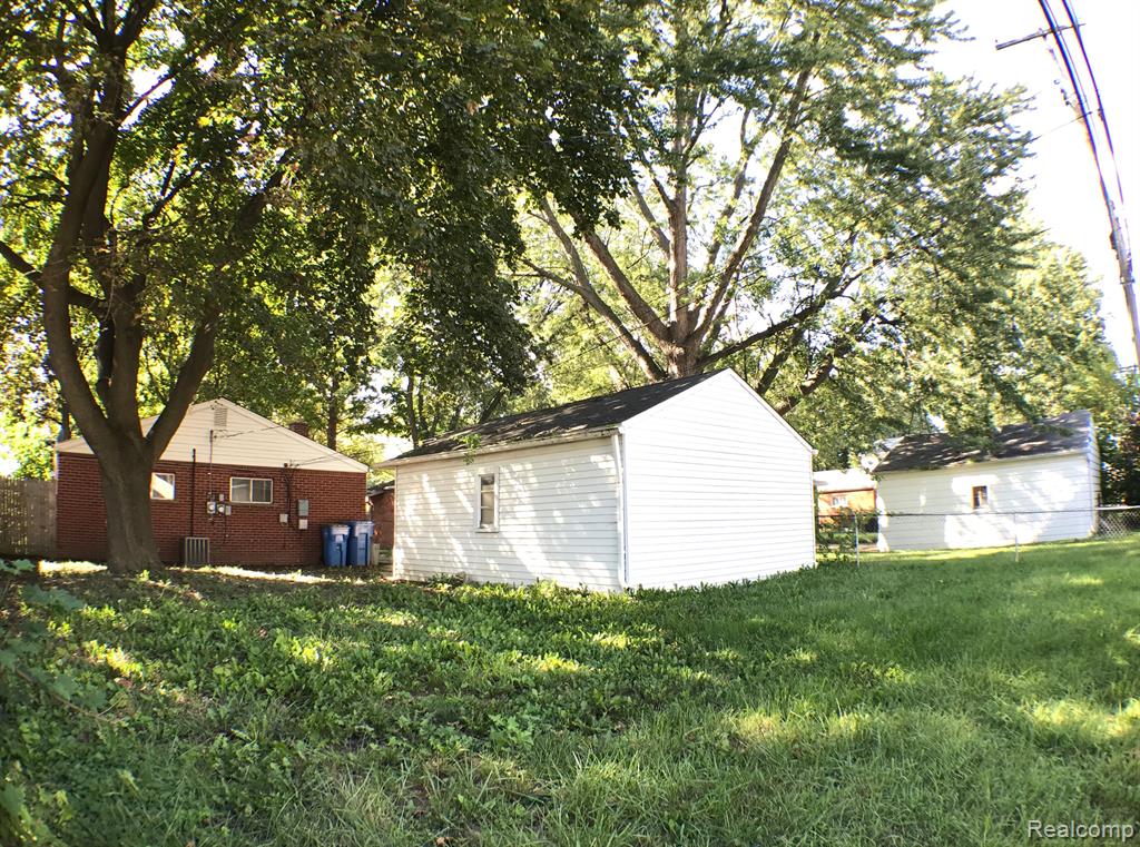 4679 MCKINLEY Street, Dearborn Heights, MI 48125 — Photo 20