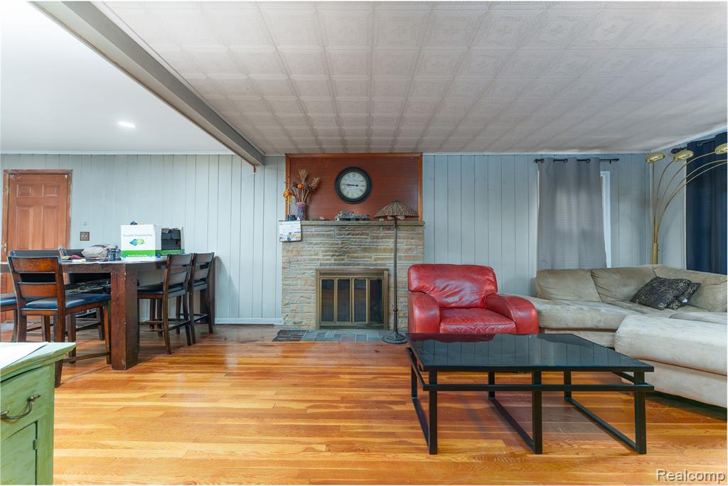5985 Rowley Boulevard, Waterford, MI 48329 — Photo 7