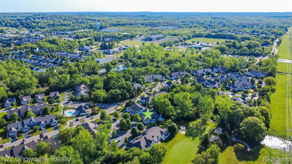 5726 Pinecroft Court, 44, Clawson, MI — Photo 48