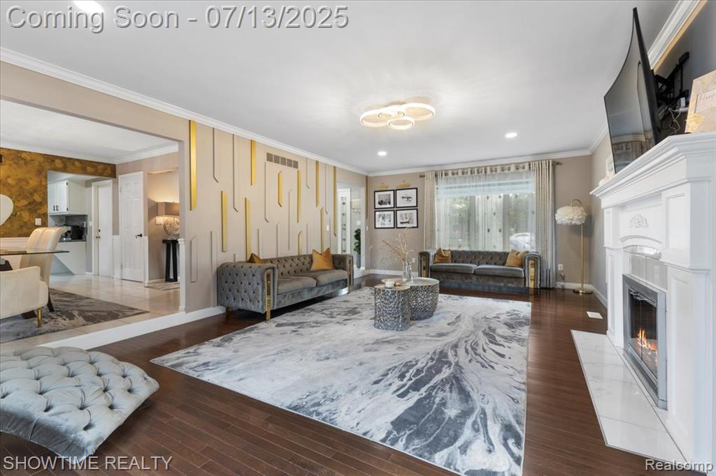 41741 Lore Court, Clinton Twp, MI 48038 — Photo 13