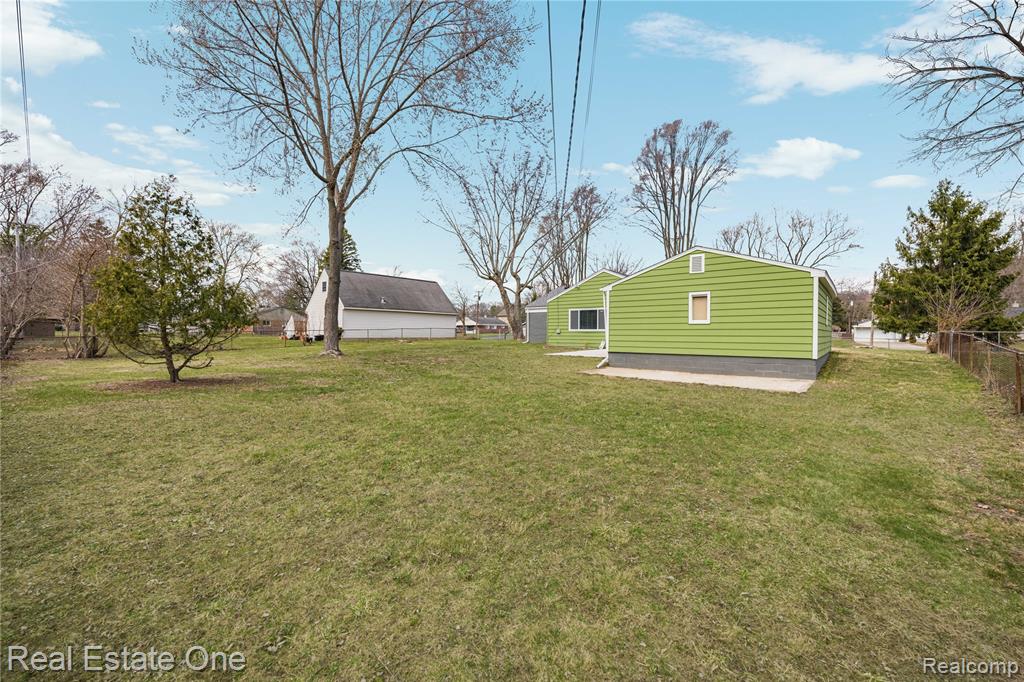 4913 Rioview Drive, Clarkston, MI — Photo 44