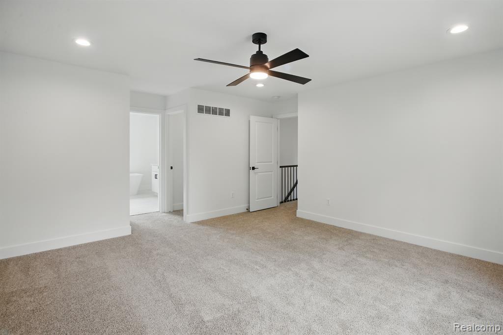 47309 Jefferson Avenue, Chesterfield, MI 48047 — Photo 24