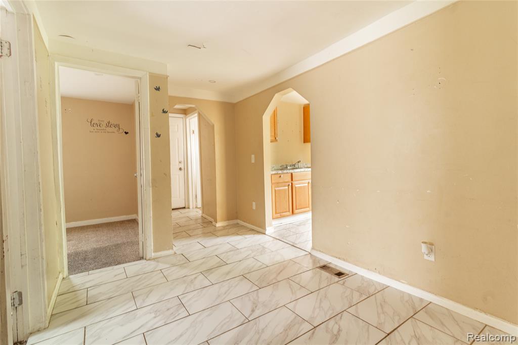 6444 Ashton Avenue, Detroit, MI 48228 — Photo 7