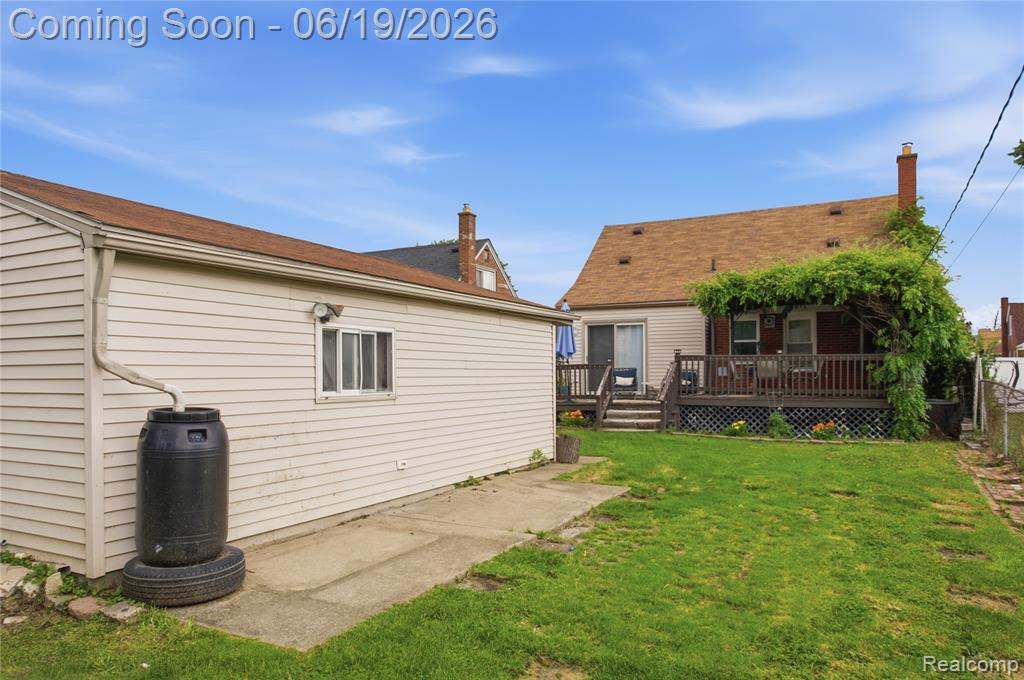 529 Champaign Road, Lincoln Park, MI 48146 — Photo 15