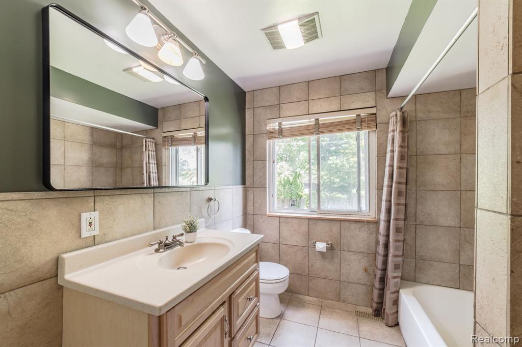 9089 SHERWOOD Drive, Davisburg, MI 48350 — Photo 27