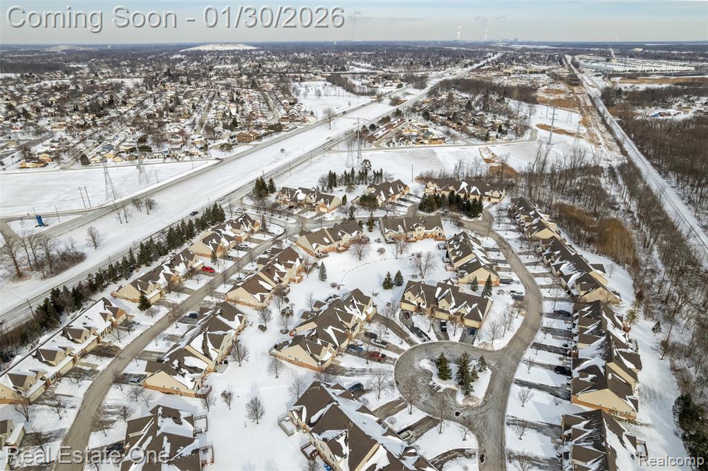 5481 Greenway Drive, 79, Trenton, MI 48183 — Photo 35
