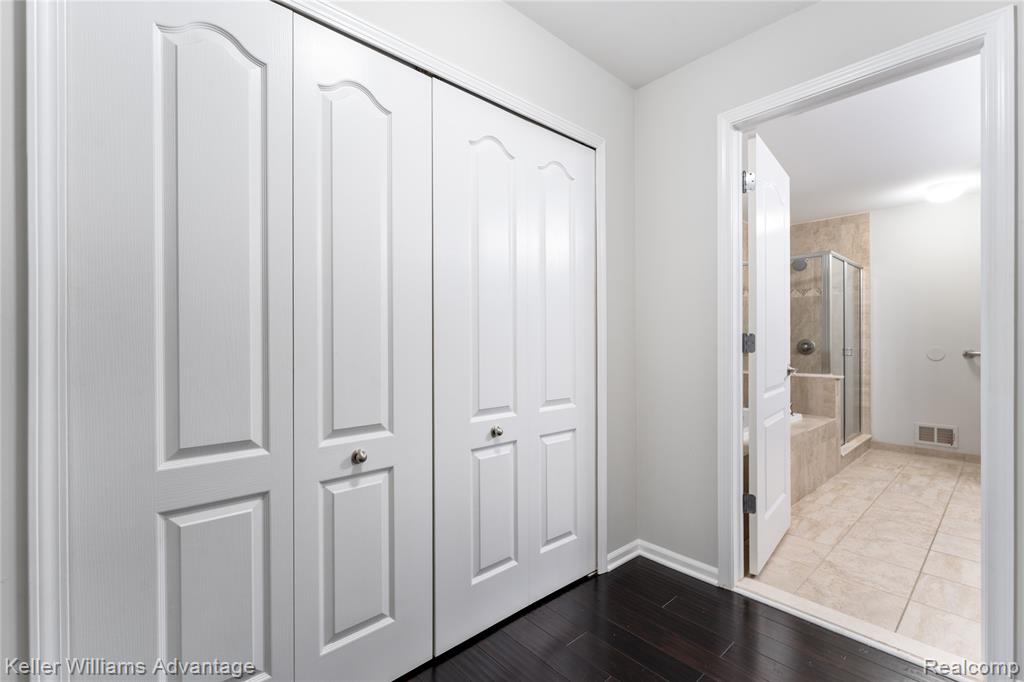 27460 Belgrave Place, Novi, MI — Photo 25