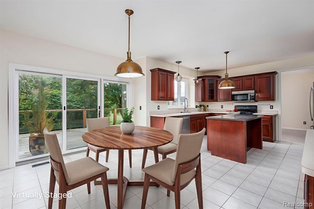 620 Appoline Court, Rochester, MI 48307 — Photo 15