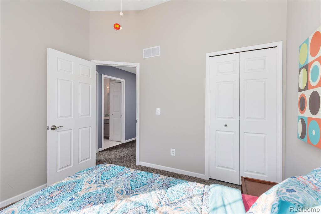 7970 AMBER Drive, Romulus, MI 48174 — Photo 20