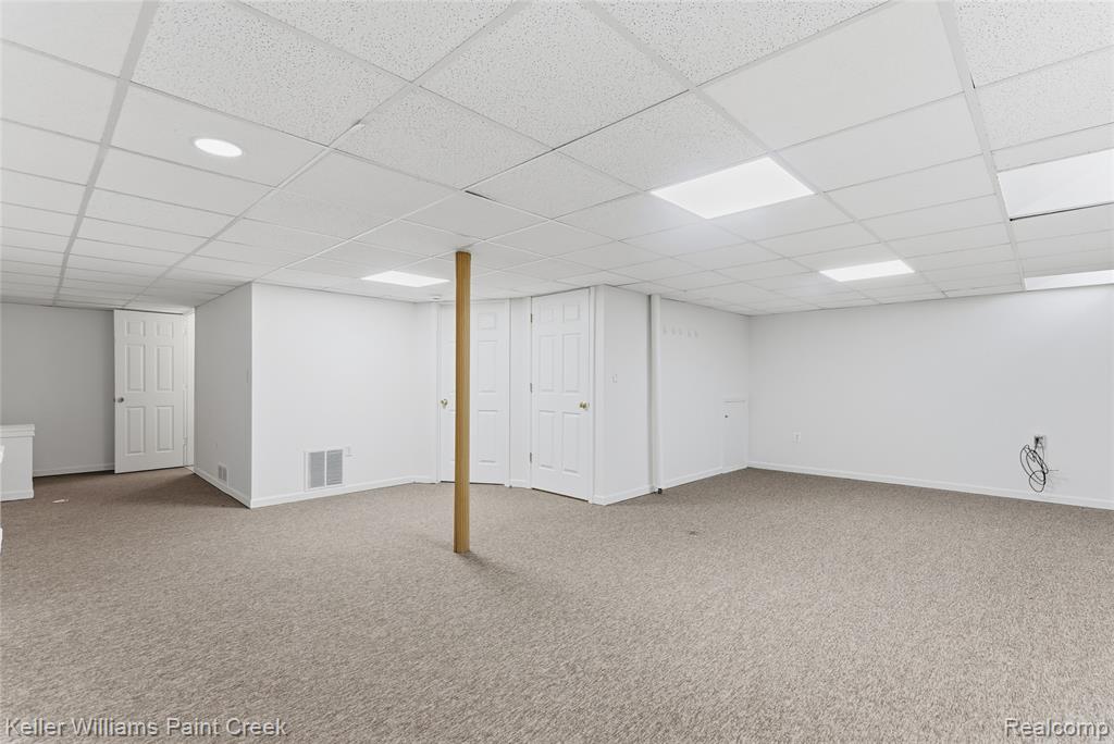 833 Huntclub Boulevard, Auburn Hills, MI 48326 — Photo 25