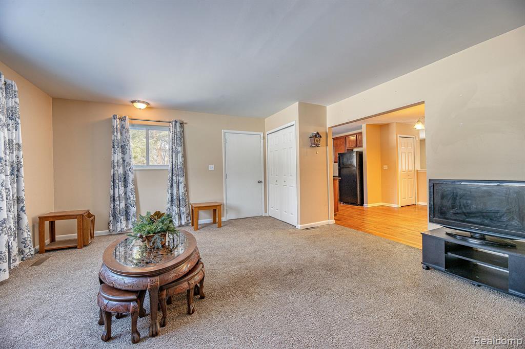 5123 MILL WHEEL Drive, Grand Blanc, MI 48439 — Photo 13