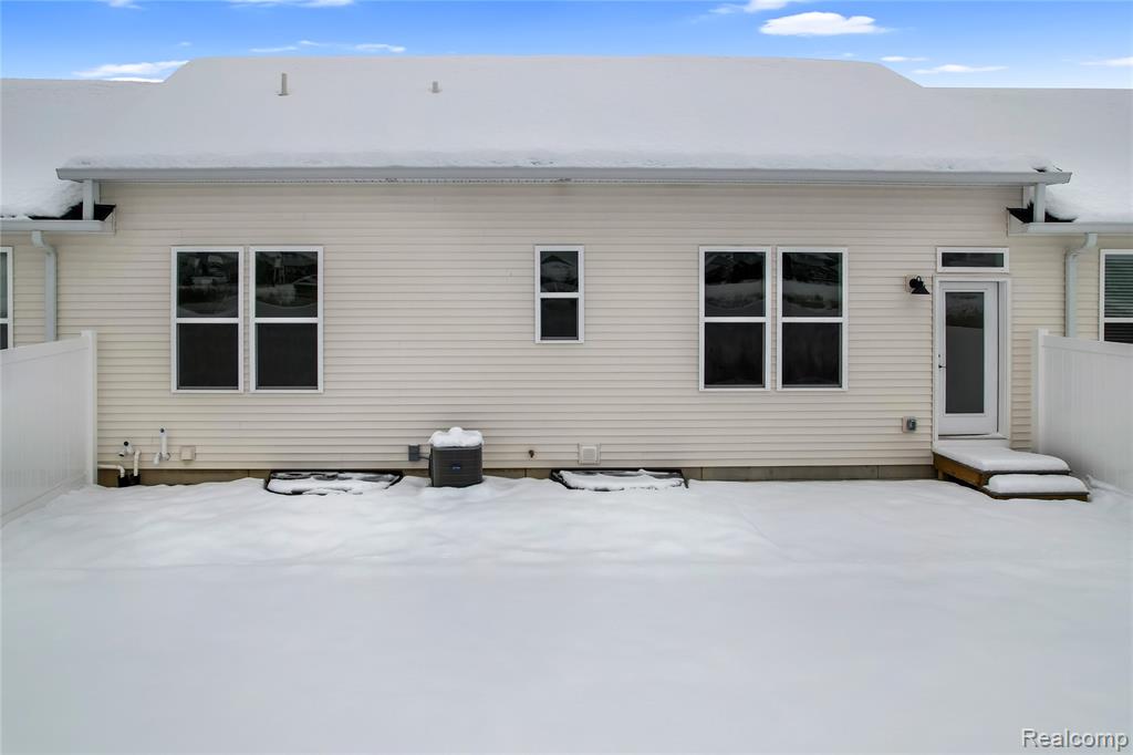 2324 Gilder Drive, Howell, MI 48843 — Photo 17