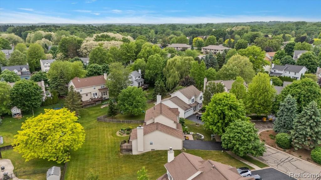 437 Cherry Hills Court, Oxford, MI 48371 — Photo 9