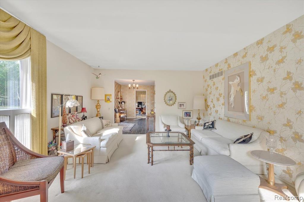 5116 Mohr Valley Lane, Bloomfield Hills, MI 48304 — Photo 7