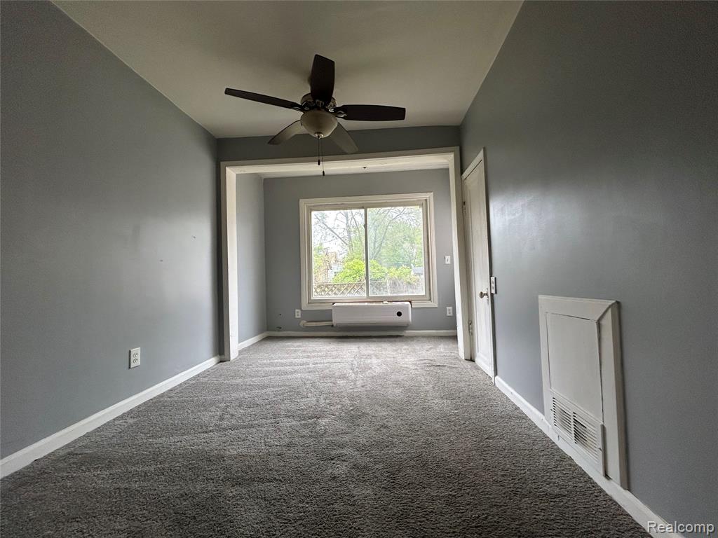 7004 Orchard Avenue, Warren, MI 48091 — Photo 36