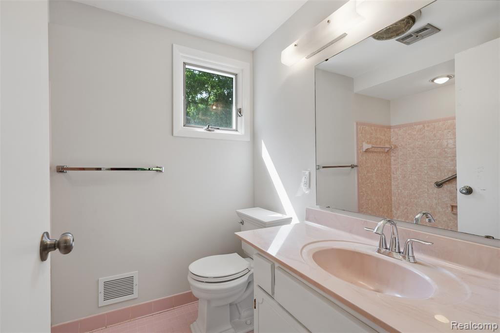 470 Morgan Circle, Northville, MI 48167 — Photo 26