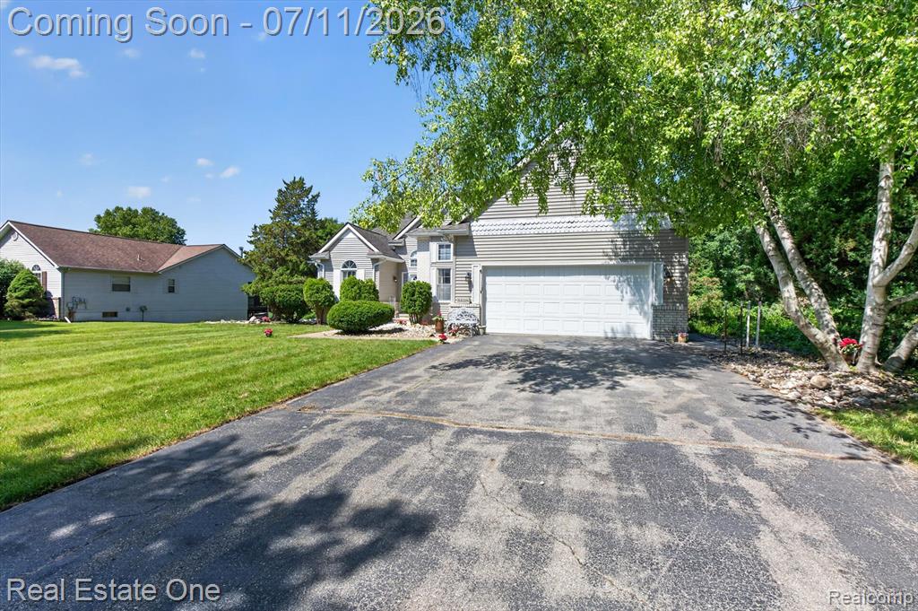 5128 Queensway, Howell, MI 48843 — Photo 4