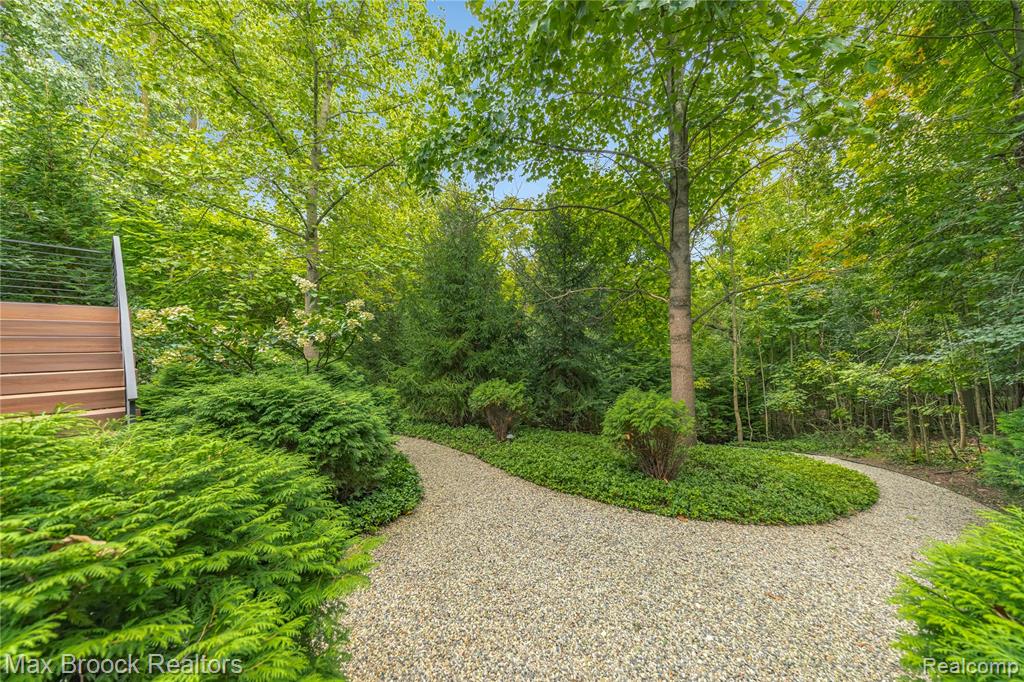 601 Dewey Street, Birmingham, MI 48009 — Photo 40