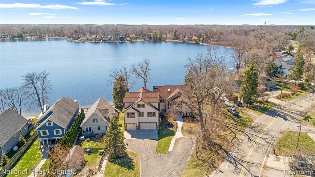 1100 Clearwater Boulevard, White Lake, MI — Photo 97