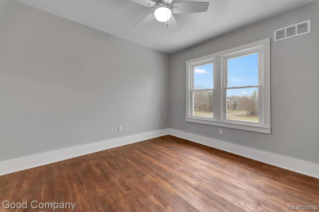 656 PHILIP Street, Detroit, MI 48215 — Photo 24