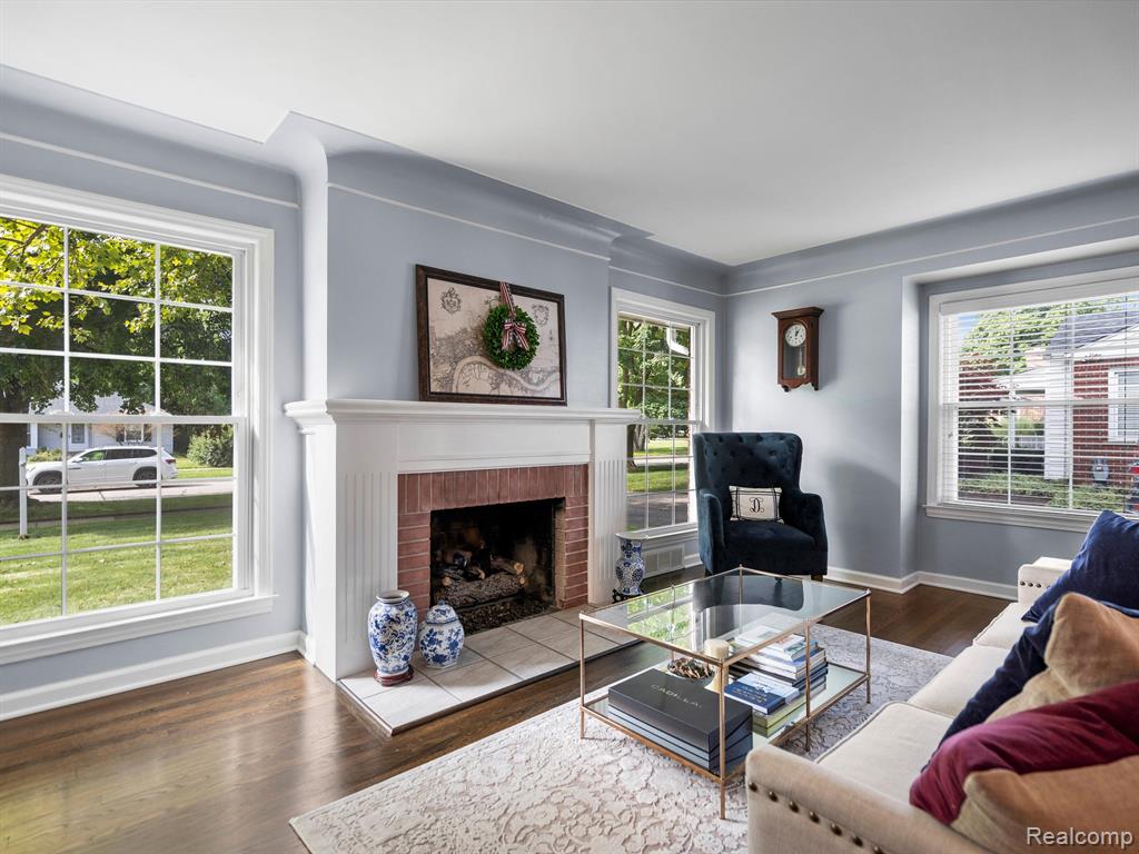4420 SAMOSET Road, Royal Oak, MI 48073 — Photo 4