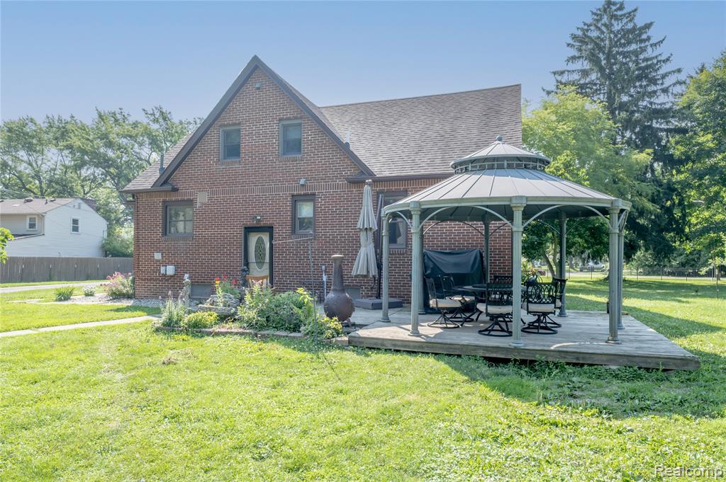 5384 Silverton Drive, Grand Blanc, MI 48439 — Photo 3