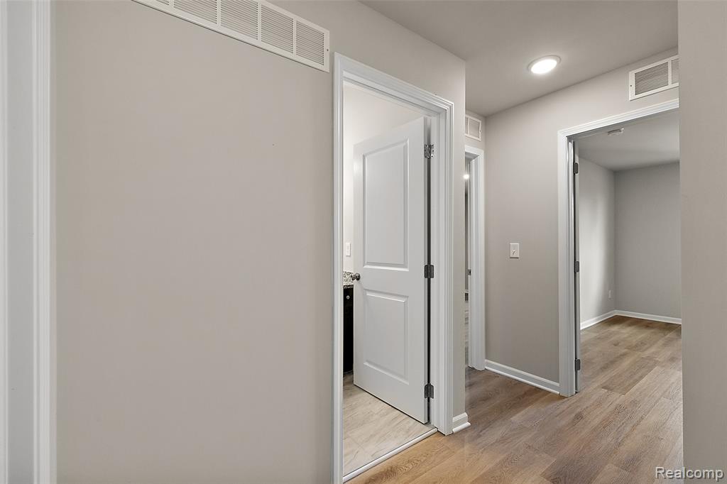 51412 Marlin Drive, New Baltimore, MI — Photo 27