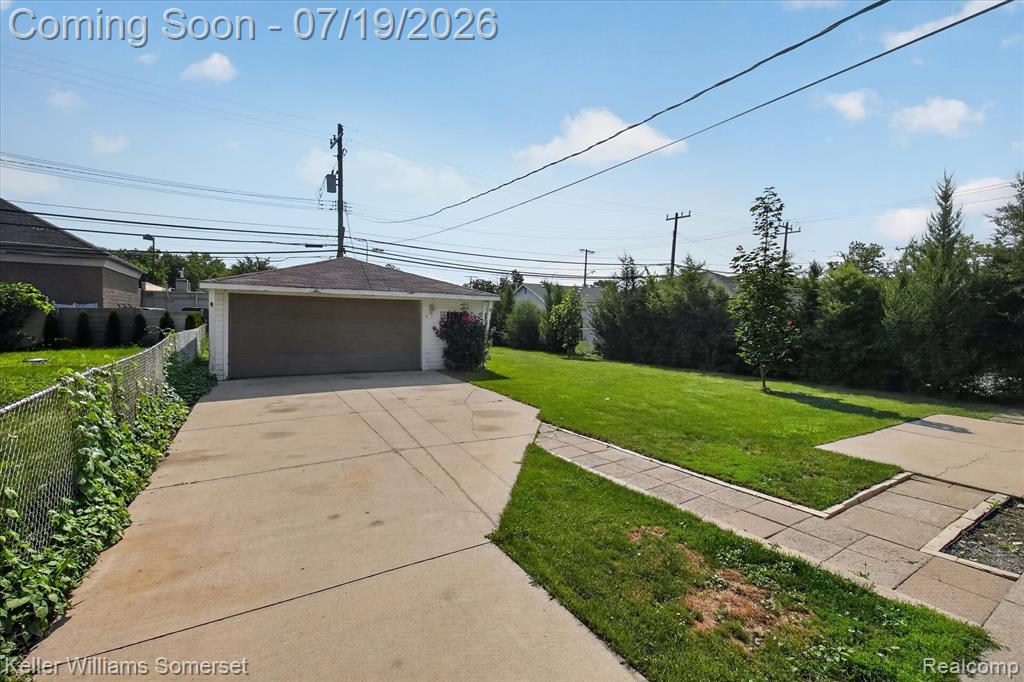 28326 Brush Street, Madison Heights, MI 48071 — Photo 37