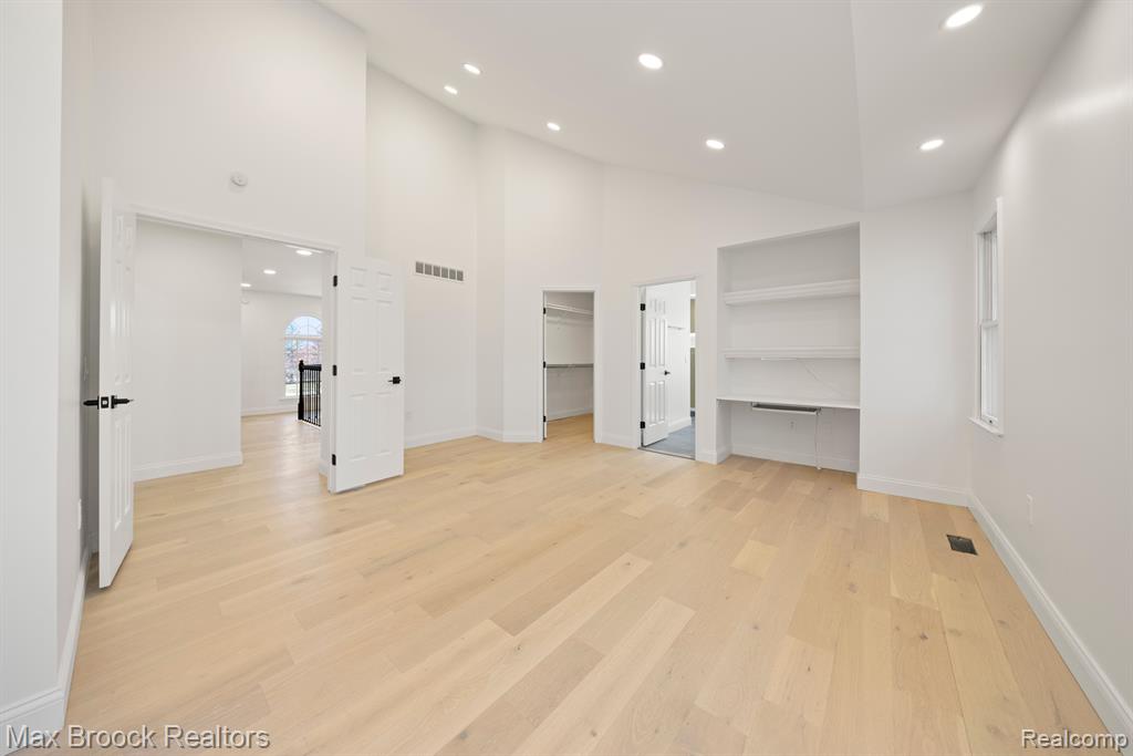 3592 GREAT FALLS Circle, Ann Arbor, MI 48108 — Photo 38