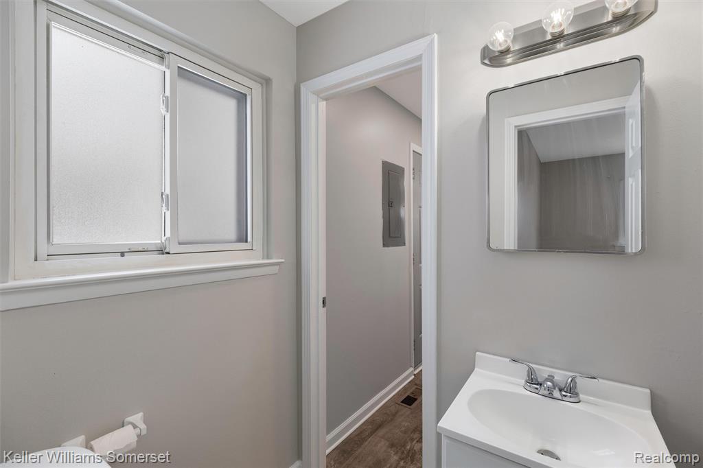 650 Eugene Street, Ypsilanti, MI 48198 — Photo 16