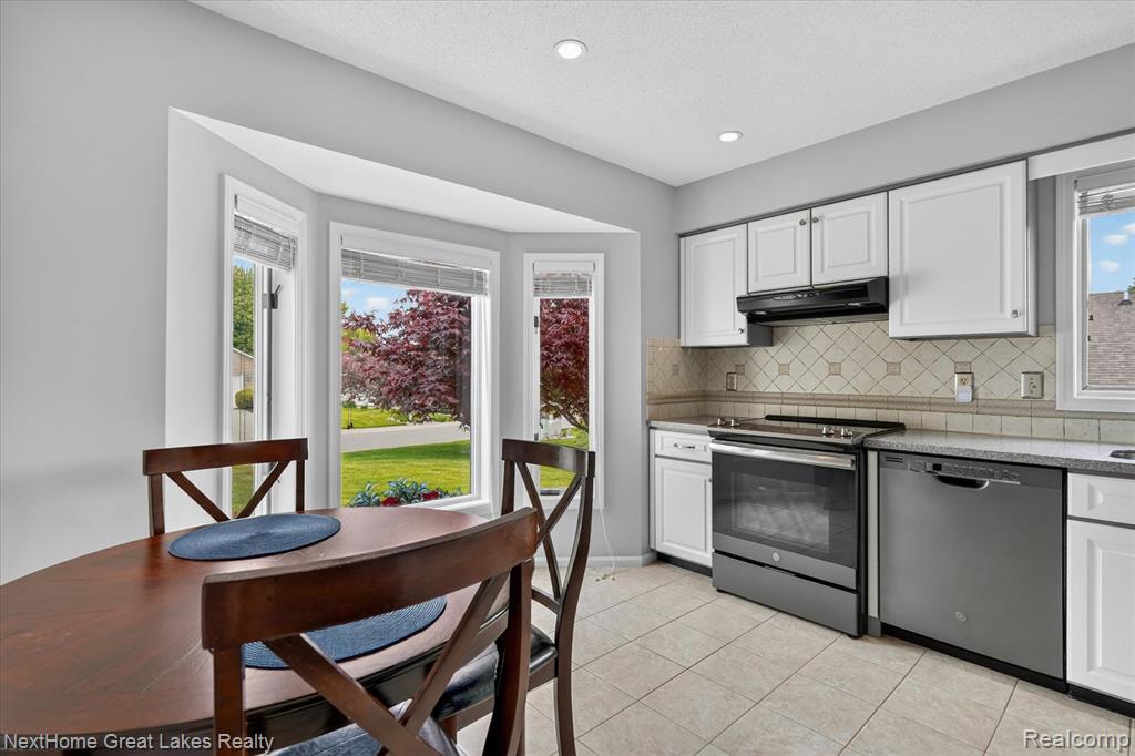 7475 Country Meadow Drive, Swartz Creek, MI 48473 — Photo 11