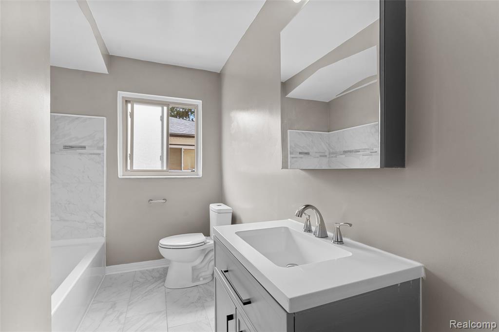 19335 Chapel Street, Detroit, MI 48219 — Photo 16