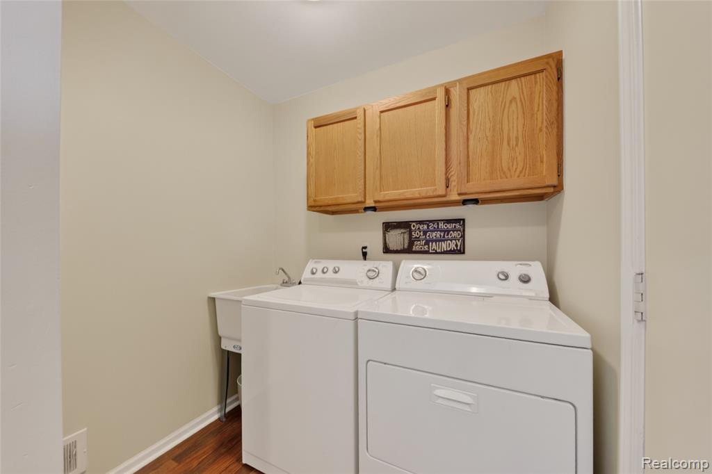 44637 Ridgefield Road, Canton, MI 48188 — Photo 14