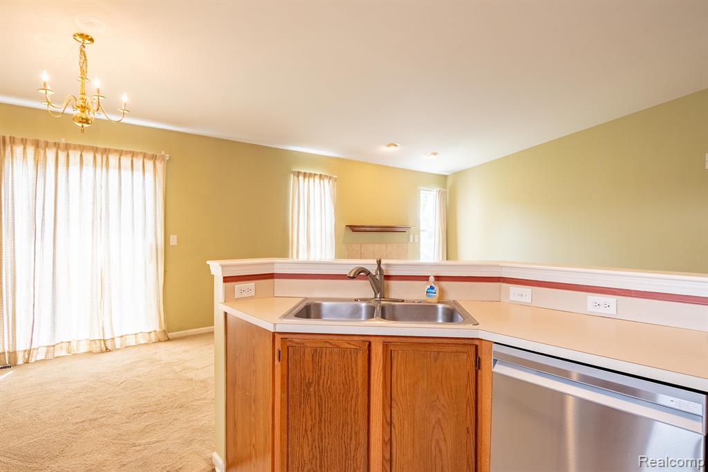 7327 HOMESTEAD Road, Ypsilanti, MI 48197 — Photo 12