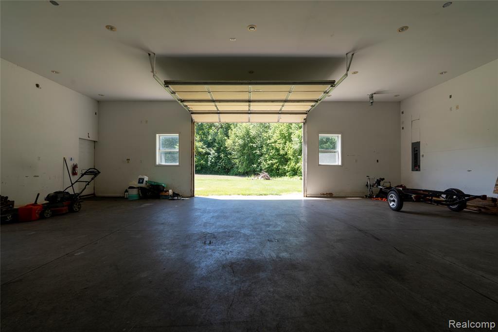 10069 Silver Lake Road, Linden, MI 48451 — Photo 18