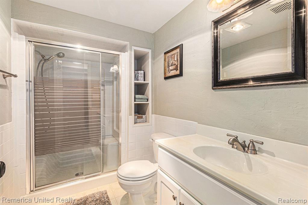 422 FOREST Drive, Brighton, MI 48116 — Photo 17