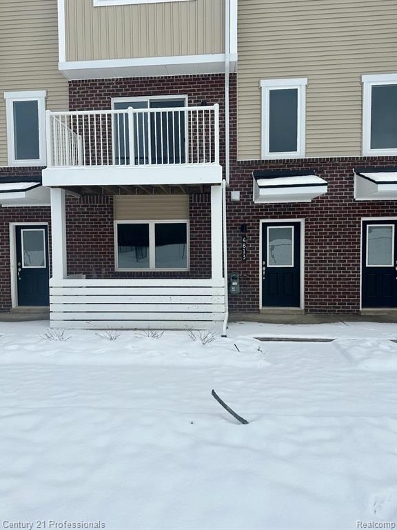 4813 Parkside Lane, Troy, MI 48085 — front exterior
