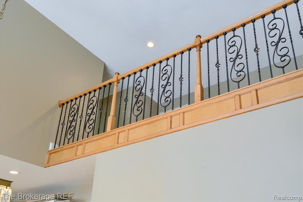 5475 Woodfield Parkway, Grand Blanc, MI 48439 — Photo 48