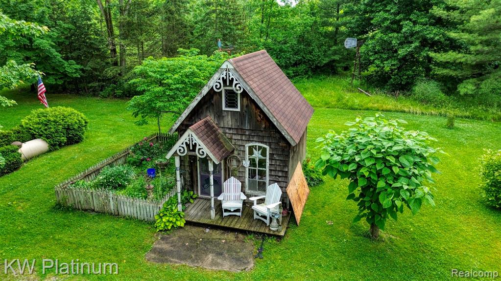 6636 Broadbridge Road, Cottrellville, MI — Photo 15