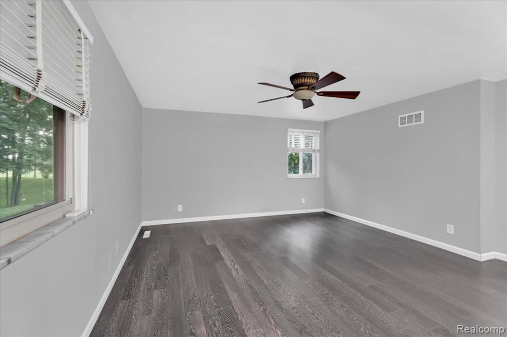 6016 Plantation Drive, Grand Blanc, MI 48439 — Photo 40