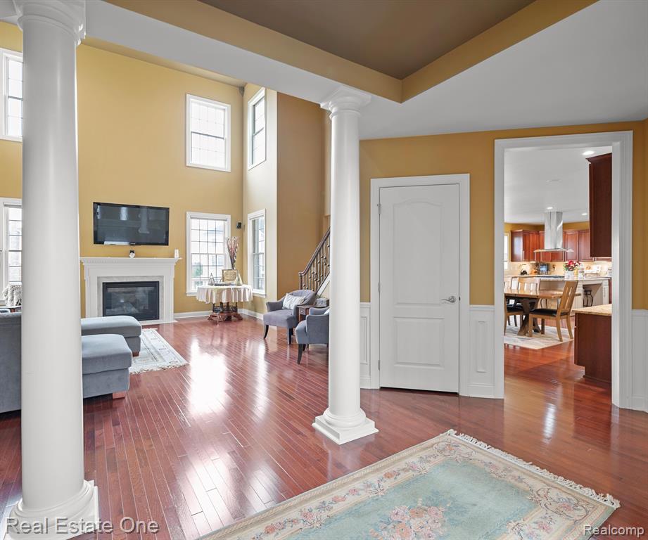 50437 TAMARACK Trail, Northville, MI 48168 — Photo 16