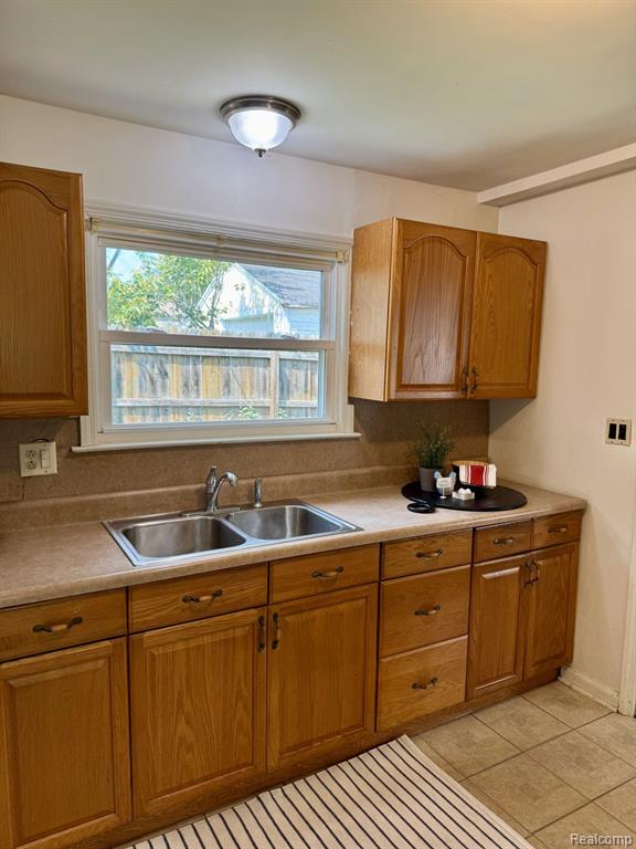 612 Cressfield Lane, Ann Arbor, MI 48103 — Photo 10